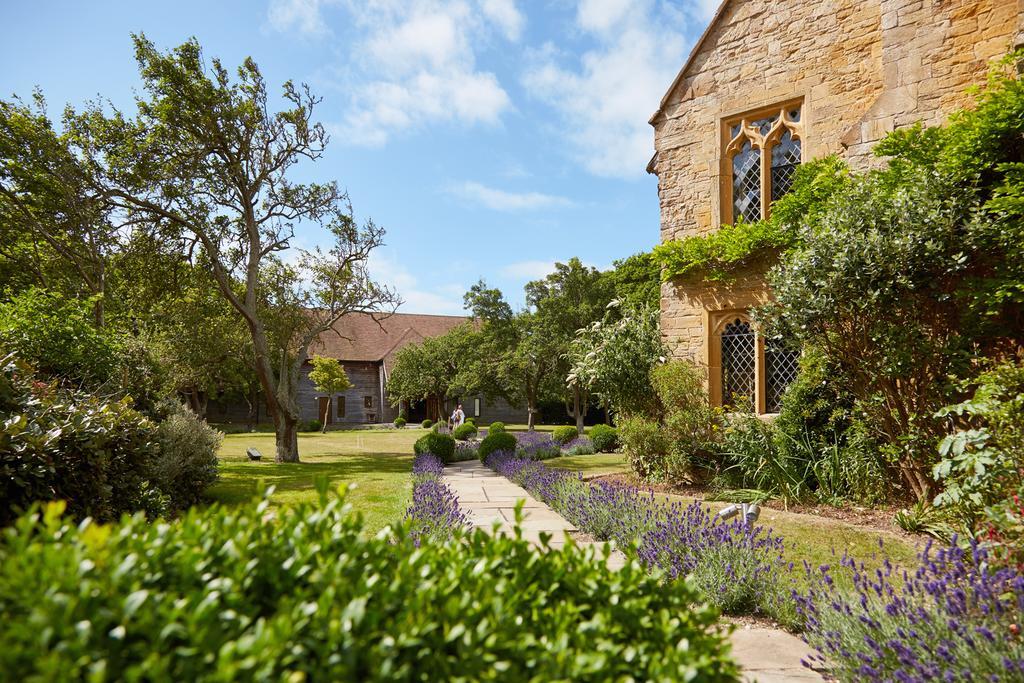 Bailiffscourt Hotel & Spa Arundel Buitenkant foto