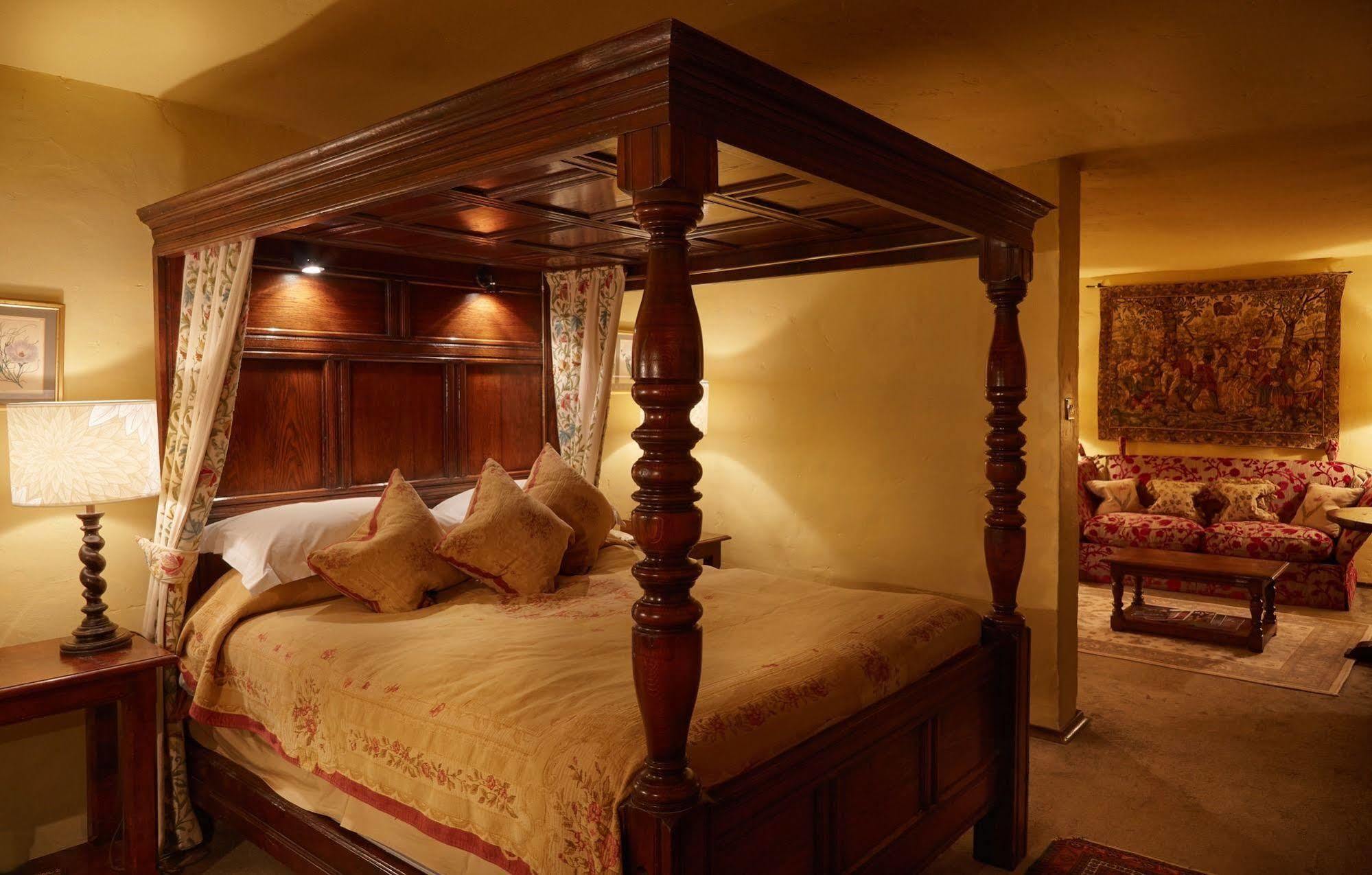 Bailiffscourt Hotel & Spa Arundel Buitenkant foto